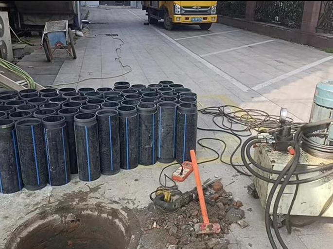 新城街道PE置换管厂家 DN315置换管 非开挖管短管置换